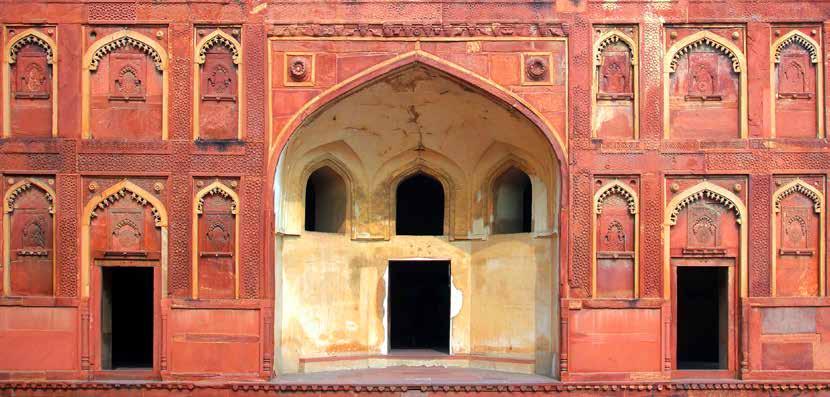 The itinerary Highlights Discover the highlights of India s Golden Triangle Delhi, Jaipur and Agra See Red Fort, Raj Ghat and Jama Masjid Mosque on a full-day Delhi tour Explore the colourful Chandni
