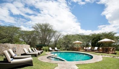 Overnight: Sarova Lion Hill Lodge Meals : Breakfast, Lunch and Dinner DAY 6 MASAI MARA GAME RESERVE Enjoy an early breakfast and depart for the Masai Mara National Reserve offering wonderful scenery