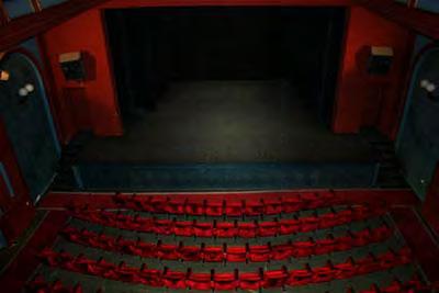 Исте јесени почиње са радом Аматерско позориште у Сремској Митровици, које 1974. године добија име Добрица Милутиновић. Од 1989. године Позориште има професионални статус.