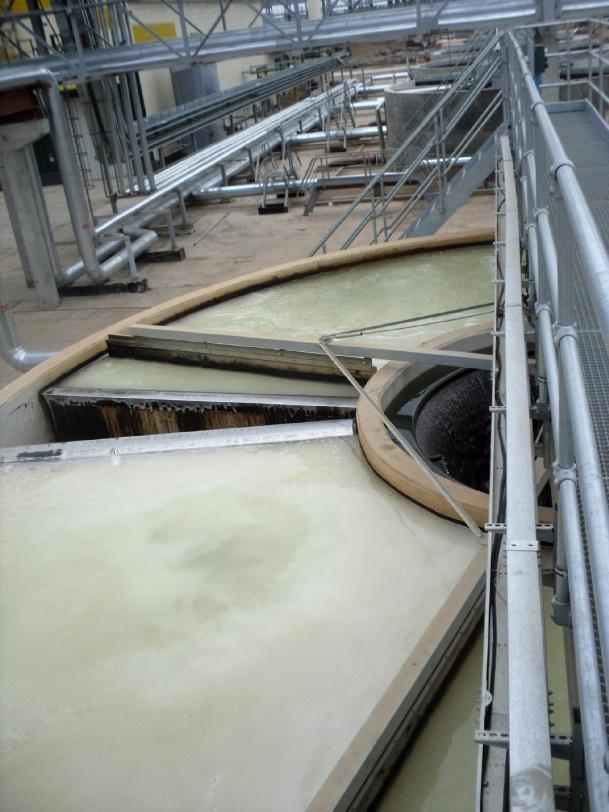 AWAS Main Technologies ADF Flotation Physical/ Chemical Process: Emulsion breaking by chemicals