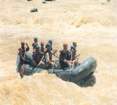 ETC11 White Water Rafting at Padas River (11 Hours) At 0530hrs depart from hotel to take a 98km drive overland from Kota Kinabalu to Beaufort.