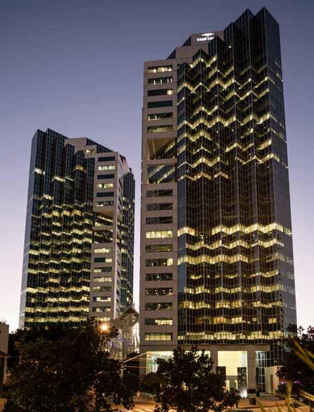 FOR LEASE NSW 32 THE ZENITH THE BEST JUST GOT BETTER The Zenith, 821 Pacific Highway, Chatswood 44,300 sqm A The Zenith provides a contemporary corporate environment in one of Sydney s most