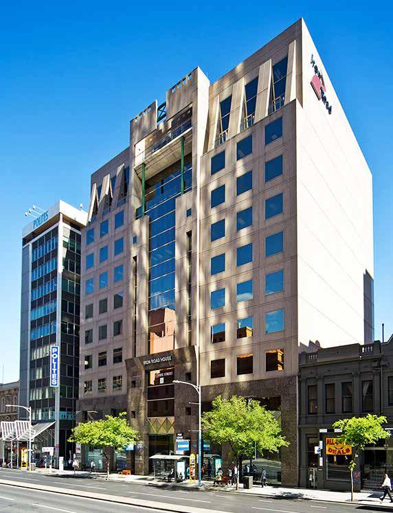 FOR LEASE SA 76 QUALITY, LOCATION AND FLEXIBILITY 30 Currie Street, Adelaide 9,210 sqm B 30 Currie Street, Adelaide is a superbly located and highly identifiable office building, situated 80 metres