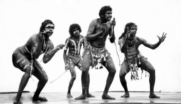 The Aborigines: Close-Up The Aborigines: Close-Up The first people to live in what is now Australia are called Aborigines. Scientists think they came to the continent over 40,000 years ago.