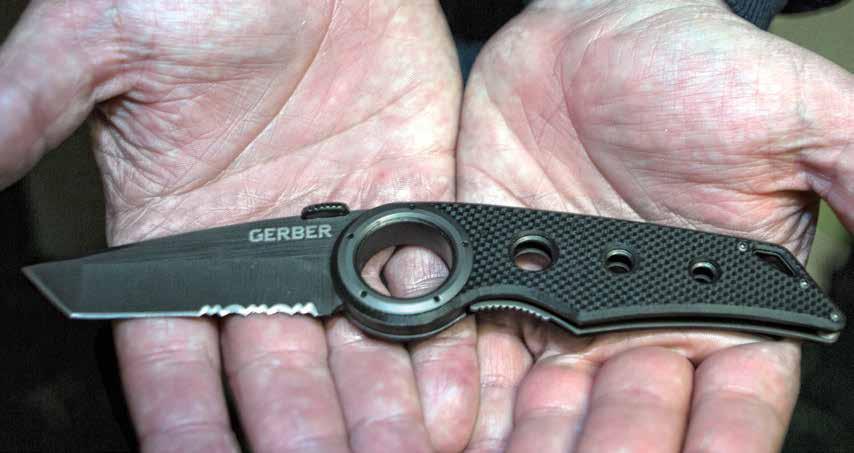 KNIVES Folding Clip Propel Downrange AO Tanto Carton: 30-000725 0-13658-13411-9 Blade length: 3.5" 4.
