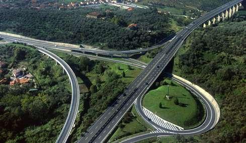 320 km The Gavio Group is the main toll road operator in north-west Italy, with approximately 1.