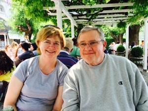 Lew & Rita (left) at lunch outdoors at Albergo Firenze in