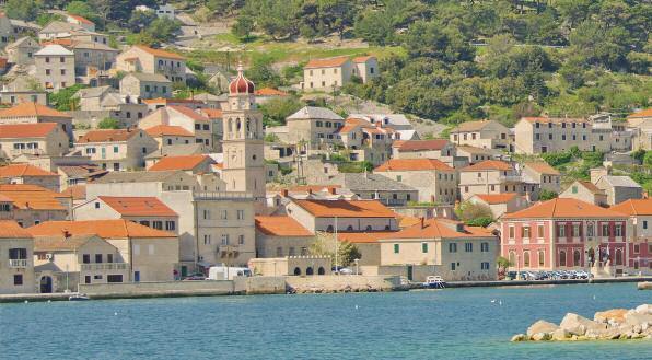 FIRST CLASS PUCISCA CROATIAN ELEGANCE 8 day cruise from $,50 MS