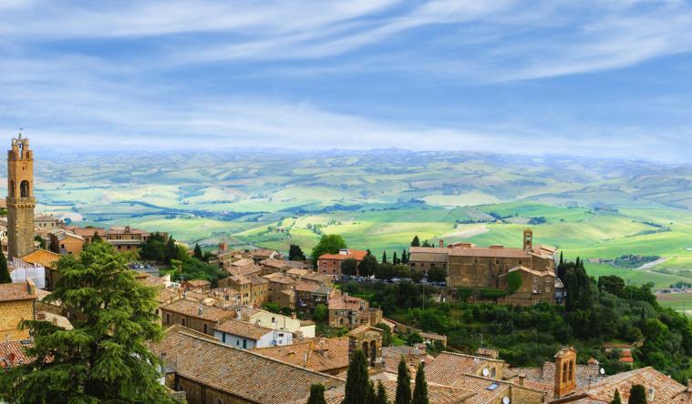 The tour starts with a wine tasting session in Montalcino, the land of the world-renowned Brunello wine.