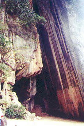Khao Tapu (James Bond Island) -Khao Phing Kan -Cave/Geological Touring -Canoeing-Kayaking Khao Tapu - Khao Phing Kan is the main tourist attraction which all