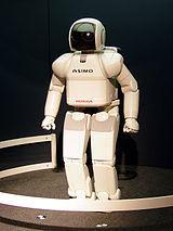 Сурет 1 - Адам тәрізді шебер робот Робот (чех. robot, robota - еріксіз еңбек, rob - қҧл; чех жазушысы К.