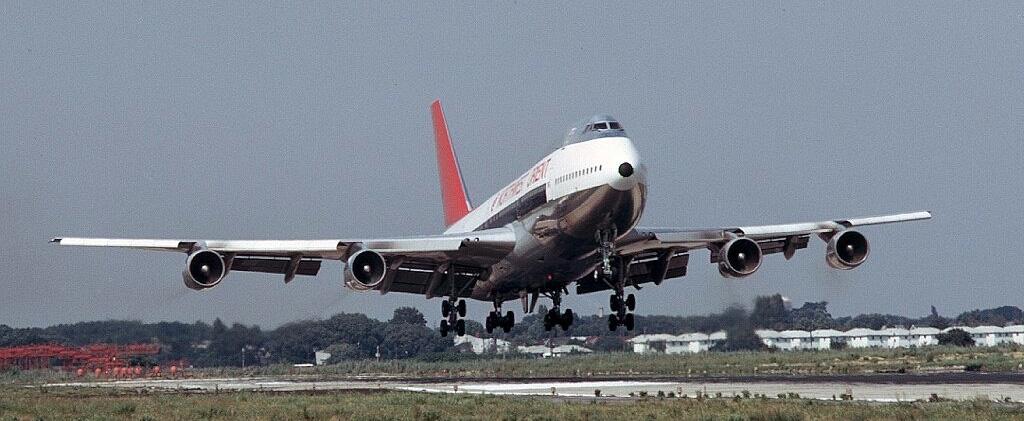 Introduction of at Hong Kong 9 months Air France 707 BOAC 707