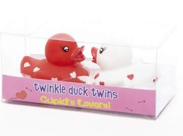 And we supply them with the ideal toy for the endless fun in the bath.