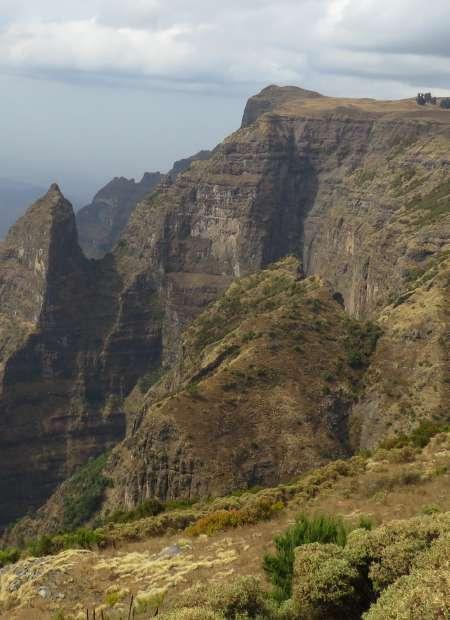 EXPLORE THE FIVE HIGHest mountains in Africa MT KENYA