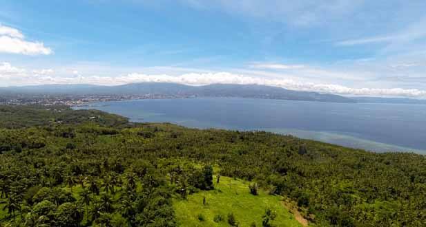 MANADO CITY NORTH SULAWESI province Manado City is relatively easy to reach by both domestic and international tourist.