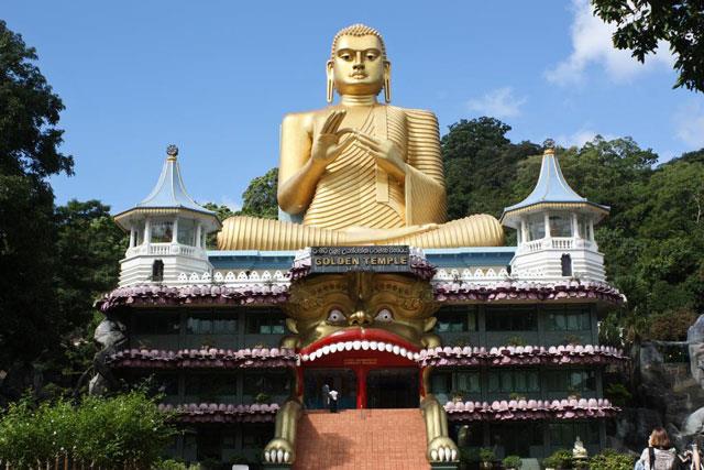 Arrive at your Hotel in Kandy. Day 2:- Dambulla Cave Temple / Minneriya National Park Jeep Safari (B, L & D) Today after breakfast, we will visit Dambulla Cave Temple.