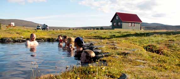 AccommODAtion & food During the Iceland Experience we ll stay at different types of