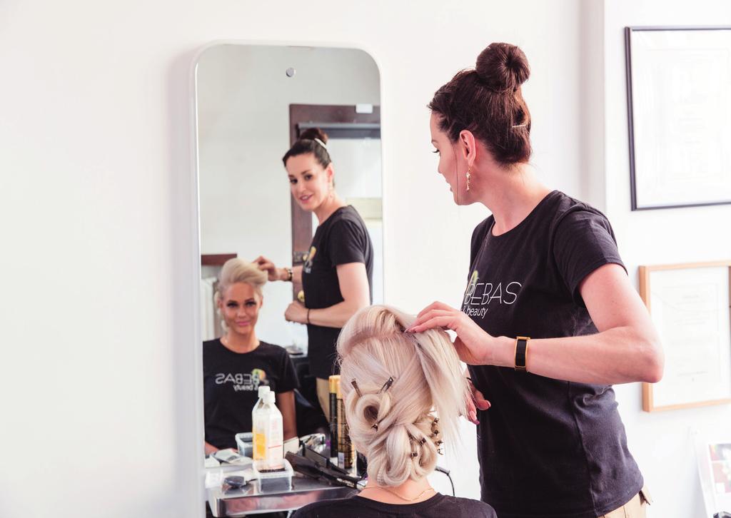 Are you looking for a good hairdresser in Stockholm, who is expert for loops, color, cutting and hair loops, then you ll find it at Bebas Hair &