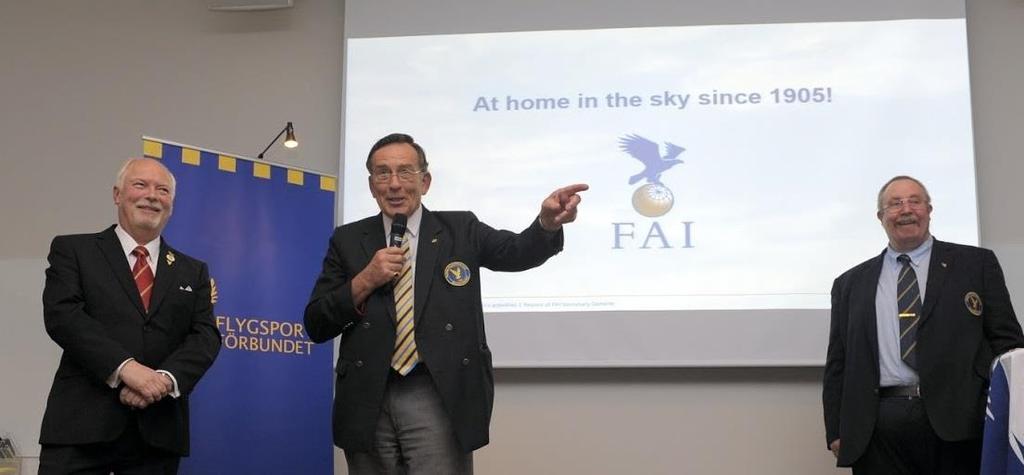 CELEBRATING THE WORK OF EUROPE AIR SPORTS EAS President David Roberts recently attended a dinner as the guest of the Swedish AirSports Federation.