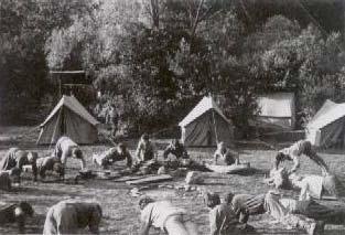 6.9. TABORJENJE Na pobudo sina Jožeta se je Marjan leta 1952 pridružil novomeškim tabornikom, prvič kot gost na taboru, ki ga je organiziral Tone Gošnik na Otočcu. Tam je sedaj kamp.