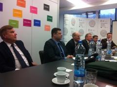 Тема састанка са в.д. директором Фонда Иваном Ракоњцем била је продубљивање сарадње између Фонда и Амбасаде.