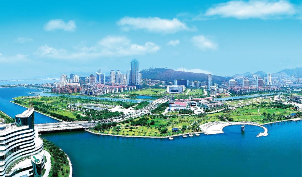 IRONMAN 70.3 Xiamen, Sunday 13 th November 2016 IRONMAN 70.3 Xiamen will be held along the picturesque Island Ring Road of Xiamen Island and the coastal avenues on the mainland.