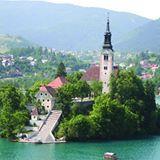 OFFICAL TOUR: CULTURE, ART AND BEAUTIFUL NATURE WALK HAND IN HAND Enjoy a day inspired by crafts, art and beautiful nature and discover where Slovene traditions come from.