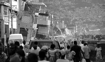 Danes pa vsi vemo, da je bil 25 km zahodno od prestolnice Port-au- Prince epicenter katastrofalnega potresa.