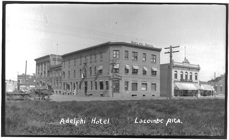 station. Unfortunately it burnt down in the Flatiron Block fire in 1906. A.T. Inskip rebuilt the hotel with brick in 1907 and renamed it the Adelphi Hotel.