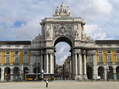 to enrich the city and the country. It is a large U shaped square facing the Tagus River. The Praca Do Comercio is popularly known as Terriero do Paco or Palace Square.