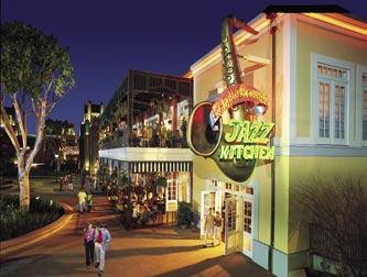 recreation and nightlife The Downtown Disney District is the place to go for a wide range of fun. Explore an eclectic lineup of entertainment venues, restaurants and one-of-a-kind shops.