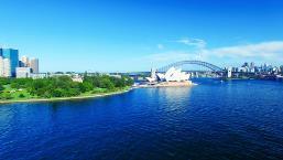 Itinerary The Great Australian Adventure Days 1-3: Sydney (D) Board your flight to Sydney in the evening.