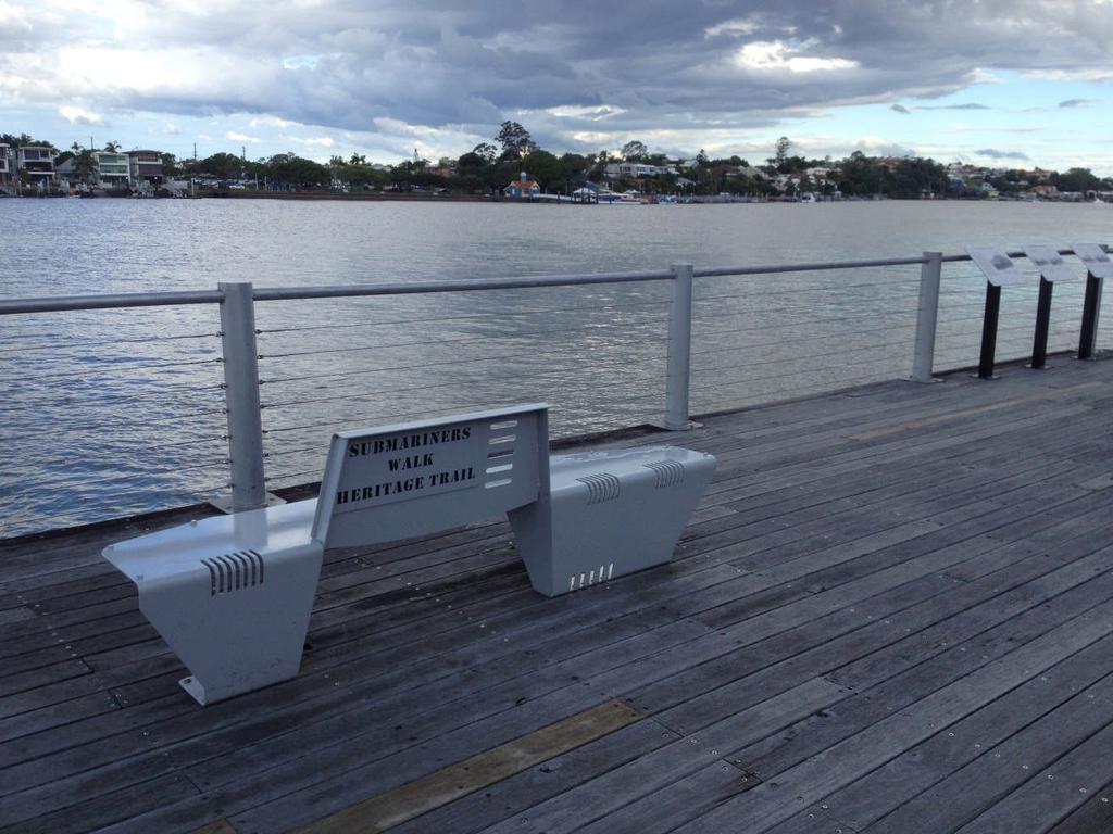 7.OMG0579: The Trail s main viewing deck, riverside & in front of the Wharf Office, with its