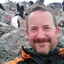 7 GUEST SPEAKERS Dr Iain Staniland: British Antarctic Survey Dr Staniland is a biologist with expertise in Antarctic wildlife, in particular seals and penguins.