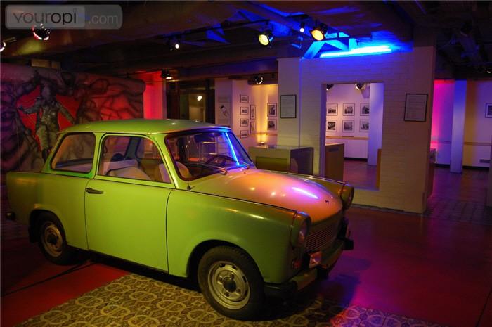 N 3 : Story of Berlin The story of Berlin is the interactive museum of the