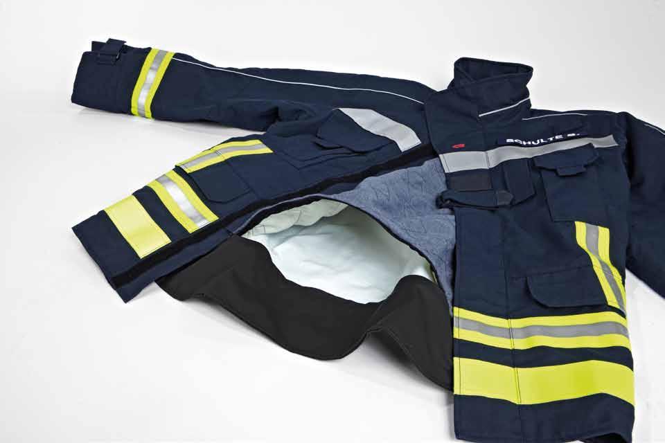 FIRE MAX 3 Rosenbauer High-end materials. Premium quality. Maximum protection. Improved material structure with PTFE membrane. The new FIRE MAX 3 has a totally new material structure.