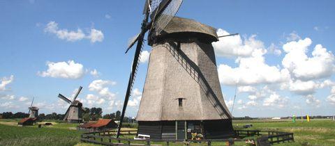 Day 3 Sunday 12 May 2019 Alkmaar - Schemer - Warder - Hoorn - Enkhuizen Schemer Windmill We check-out of our hotel today and head north visiting one of