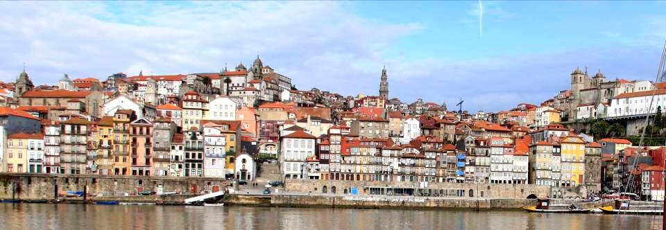 Portugal Portugal has all the right ingredients to make your next event memorable. Few countries can offer such a rich variety of regions.