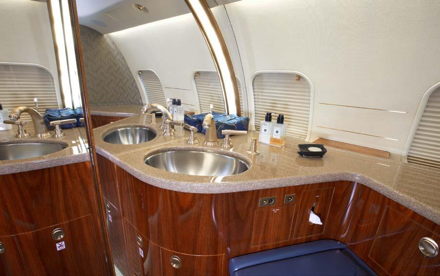 Global Express S/N 9124 Galley Aft Lavatory