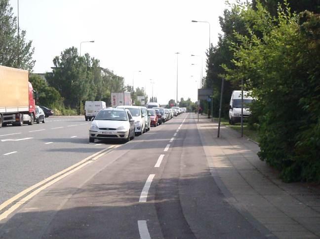 Figure B.9 Existing staging of Trafford Wharf Road / Warren Bruce Road junction A two-way off-street cycleway is provided alongside the western footway and runs the entire length of Warren Bruce Road.