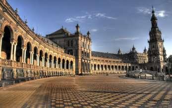 3) PLAZA DE ESPAÑA 4) MARIA LUISA PARK 5) SEVILLE CATHEDRAL This colossal monument was built for the Ibero- American Exposition in 1929 and stands within the Maria Luisa Park.