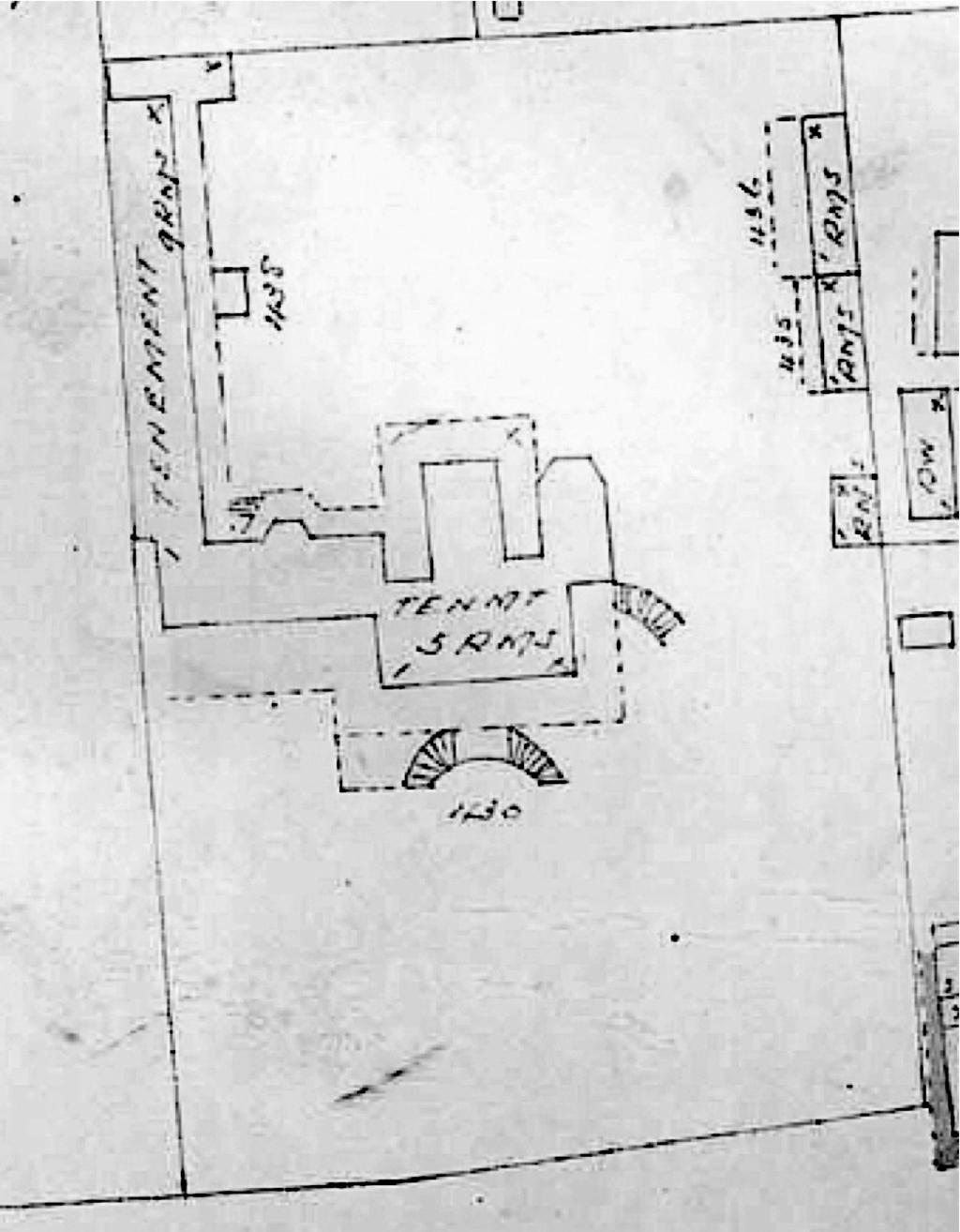 170 the hawaiian journal of history Figure 7. The most detailed drawing of Mu olaulani includes a depiction of the lānai and curved stairways. Inset of Dakin Fire Insurance Map, No. 21, 1906.