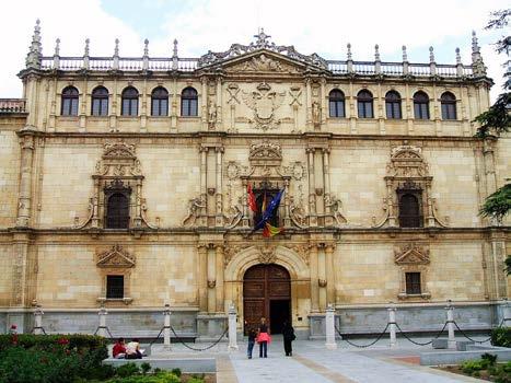 6. The calle Mayor (the main Street with typical arcades) ends at the Cervantes Square (in the past Market Square).