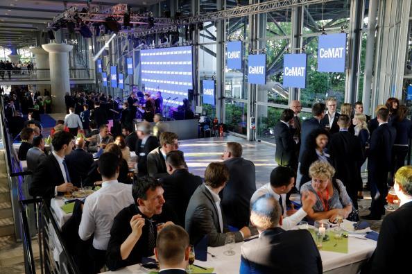 VIP Events & Protocol Sponsorship opportunities 24 With our sponsorship packages, your company is sure to stand out as a special player at CeMAT.