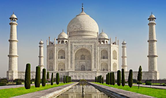 Gems of India (3 Nights / 4 Days) A variation on the Treasure of India tour (above), the Gems of India takes you to three of the most fascinating destinations in India, Delhi, Jaipur and Agra, also