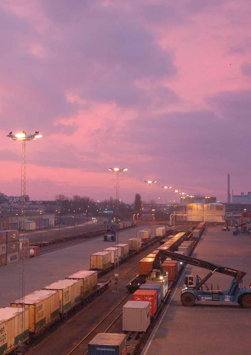 When a container is transported from Gdansk to Antwerp by lorry, then that container remains within the EU and the goods do