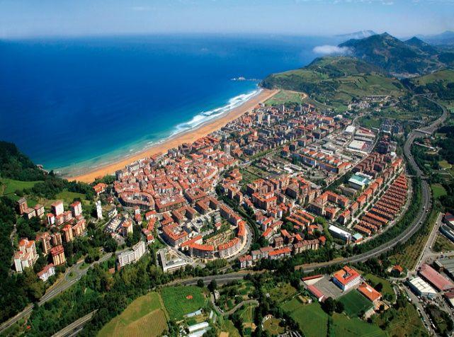 is home to the longest beach in the Basque Country and also to famous waves that attract surfers from