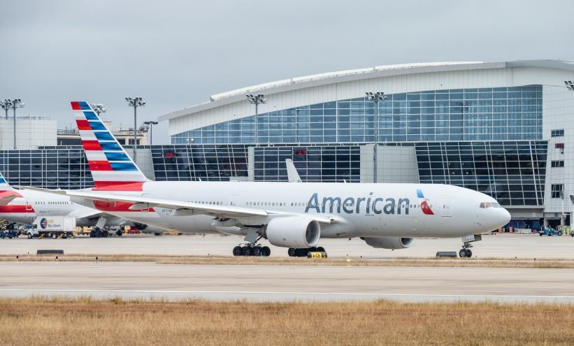Strength of American Airlines Largest airline in the world based on fleet, capacity, and number of passengers Operates approximately 745 flights per day to 155 domestic destinations and 51