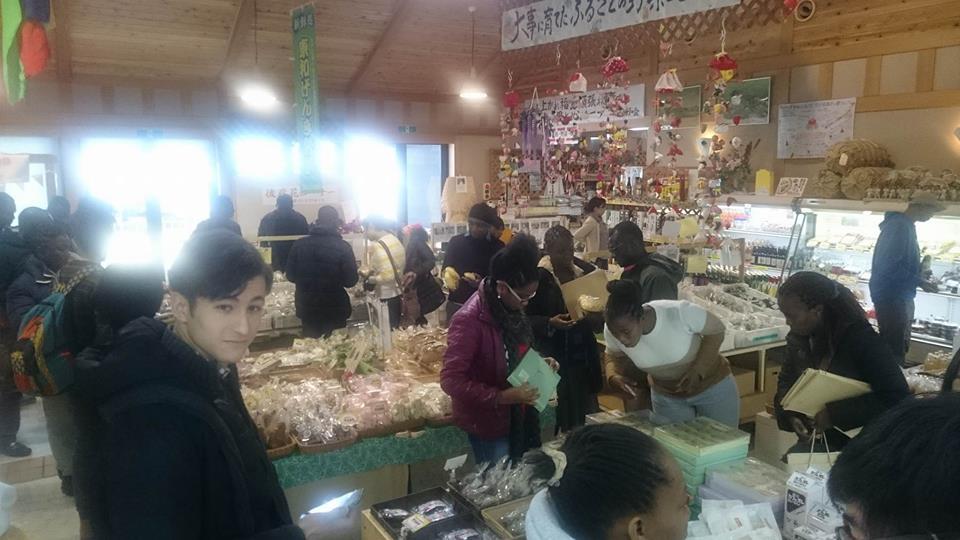 Participants also visited a JA farmers market.