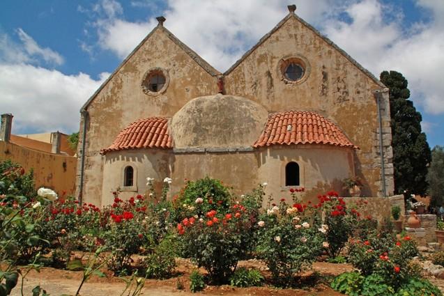 Pilgrimage Tour From the full multicutural historic beauty of the old town to the Venetian monuments spread all over the region, Rethymno has many walking paths leading to churches, monasteries